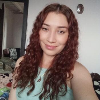 Niñera en San Antonio del Prado: Erika