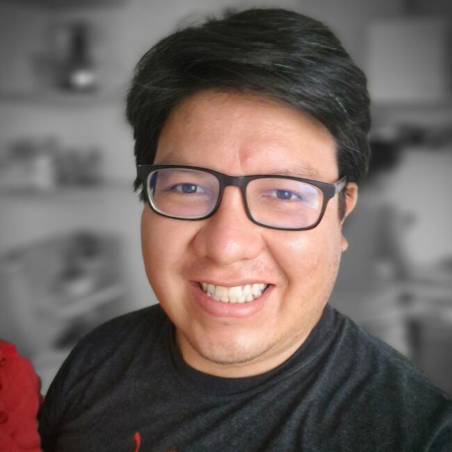 Babysitting job in Pimentel: Manuel