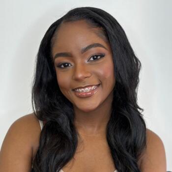 Babysitter em Loures: Denise