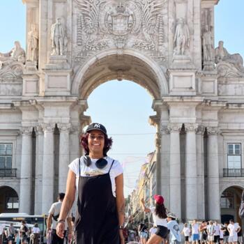 Babysitter Paris: Saumya