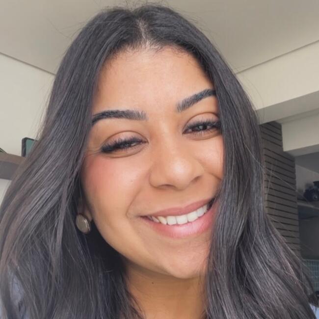 Babá em Jacareí: Emily Cristina