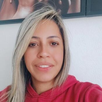 Babysitter Hortolândia: Mirian
