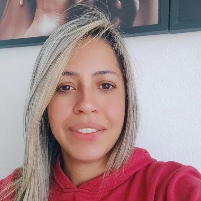 Babysitter in Hortolândia: Mirian