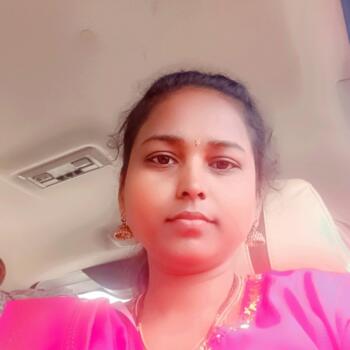 Babysitter in Chennai: Parvathi
