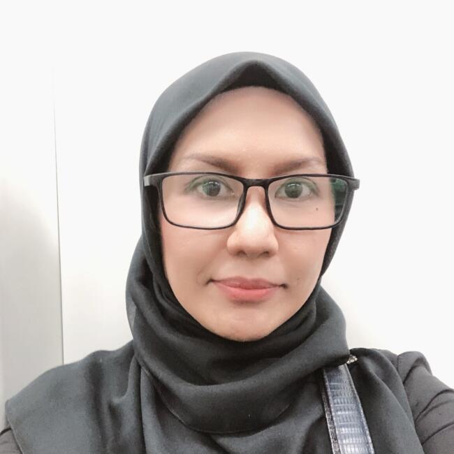 Babysitter in Kuala Lumpur: Dhia