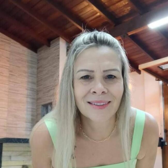 Babá em Sapiranga: Eledir