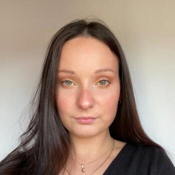 Babysitter in Billère: Cindy