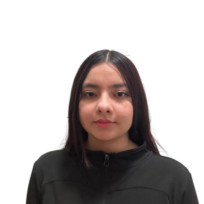 Babysitter in Silver Spring: Alejandra