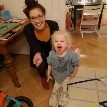 Babysitter London: Adrienne