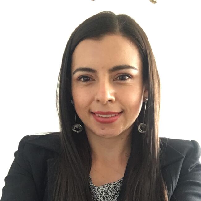 Babysitter in Adelaide: Diana Maria