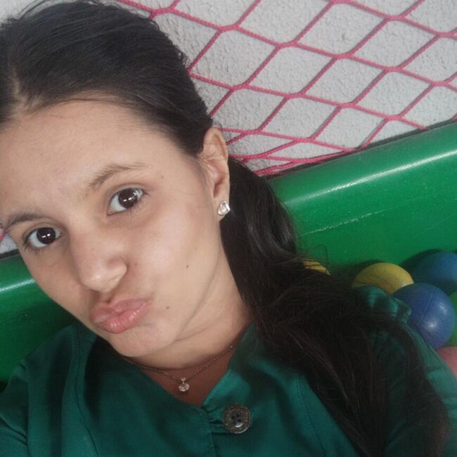 Babysitter in Goiânia: Tallyta