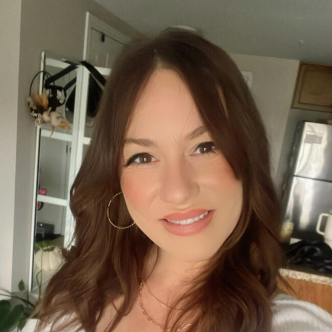 Babysitter in Guelph: Jennifer