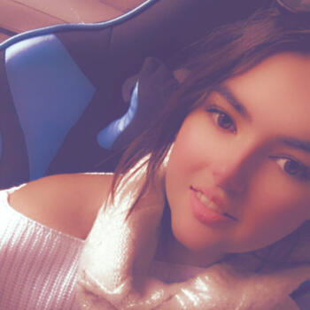 Babysitting job in Uttoxeter: babysitting job Charlotte