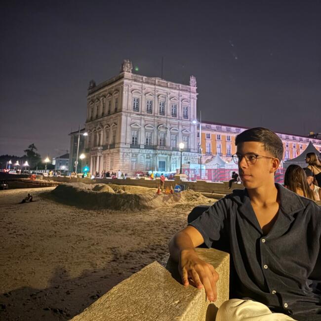 Babysitter in Lisbon: Antonio