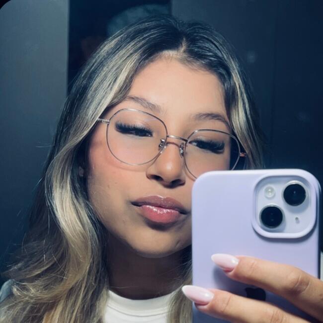 Babysitter in Aparecida de Goiânia: Ana Clara