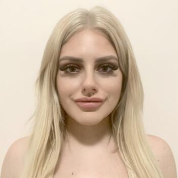 Nanny in Gold Coast: Maddi