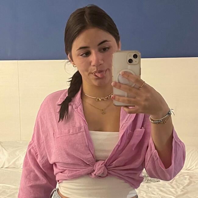 Babysitter in Cascais: Daniela