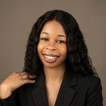 Babysitter in Kōhoku: Cynthia