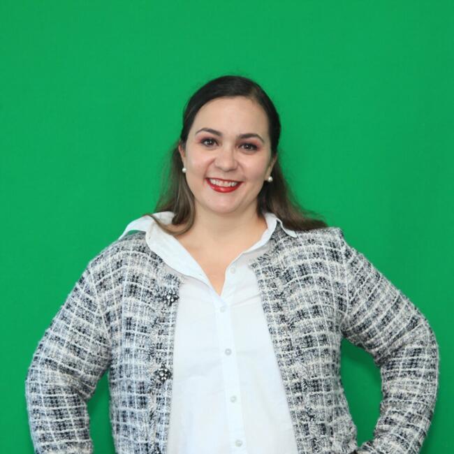 Babysitting job in Querétaro City: Denise