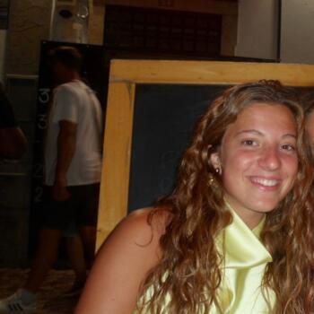 Babysitter em Elvas: Carolina