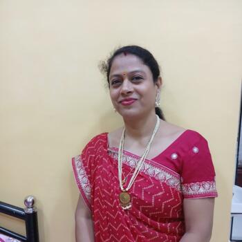 बेबीसिटर बम्बई: Champa