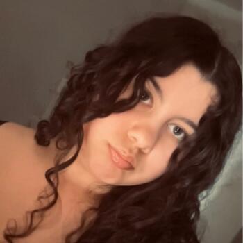 Babysitter in Auvers-sur-Oise: Shana