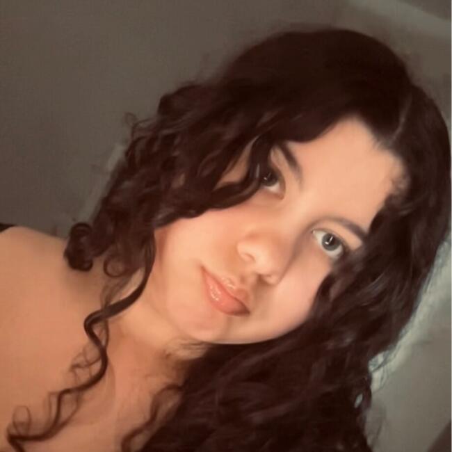 Babysitter in Auvers-sur-Oise: Shana