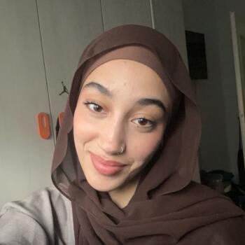 Turin的保母: Manal