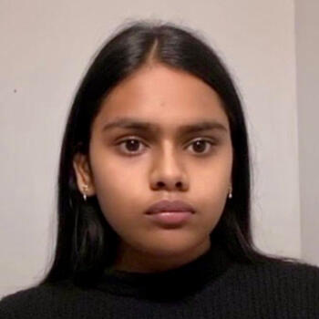 Babysitter in Chenôve: Sangavi.