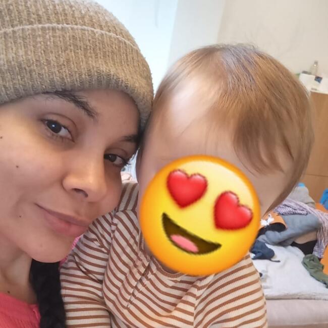 Babysitter in Limerick: Gleici
