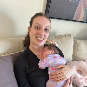 Baby-sitter in Melbourne: Cara