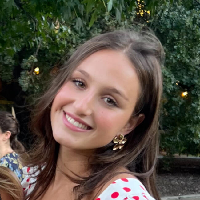 Babysitter in Sydney: Talor