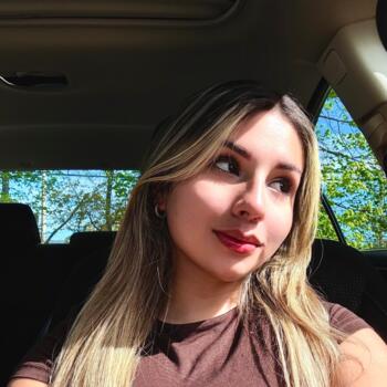 Babysitter in Huntington (New York): Mariana