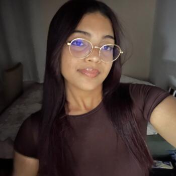 Babysitter in Suzano: Maria Vitória