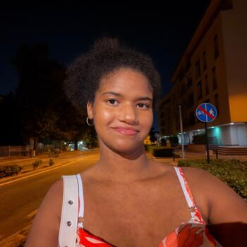 Babysitter in Roncello: Aida