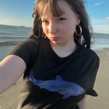 Babysitter in Berthecourt: Louna