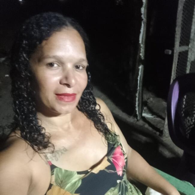 Babysitter in Itaquitinga: Glaciane