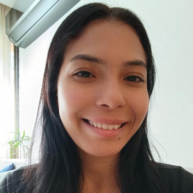 Babysitter in Valparaíso de Goiás: Natália