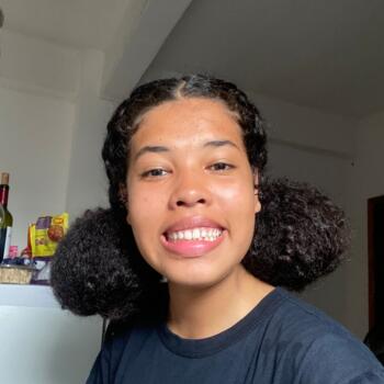 Babysitter in Cuiabá: Amanda Sousa