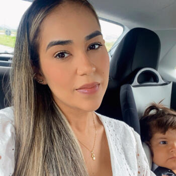 Babysitting job in Caraguatatuba: babysitting job Yanca