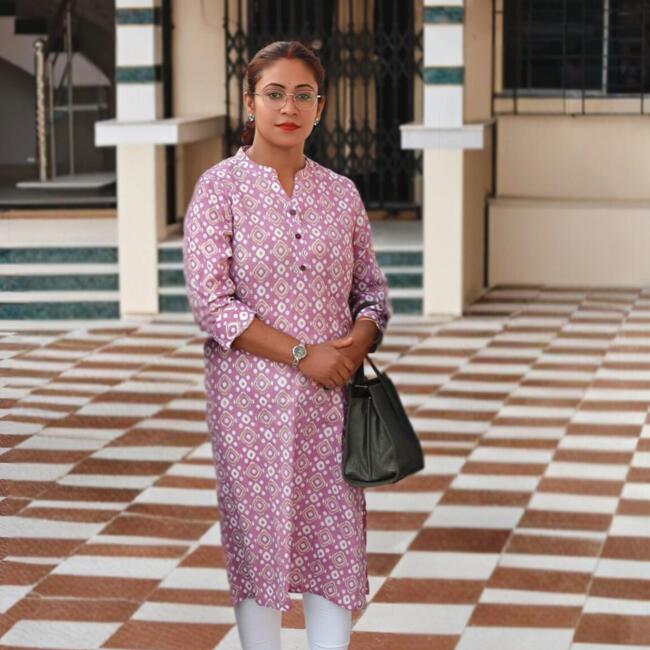 Babysitter in Bangaon: Susmita