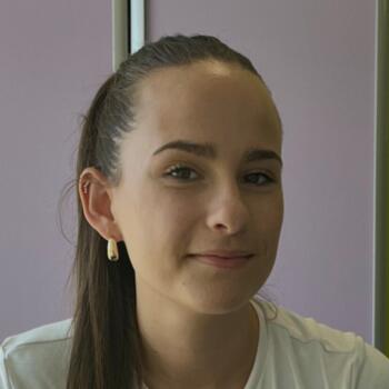 Baby-sitter à Vivy: Lévana
