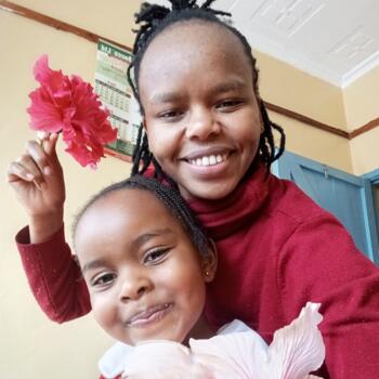 Babysitter in Dubai: Grace