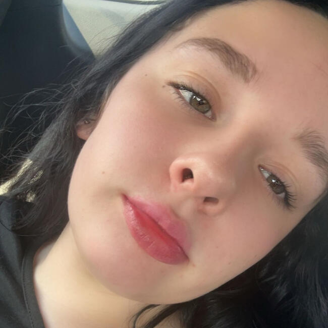 Babysitter in Henderson: Emily