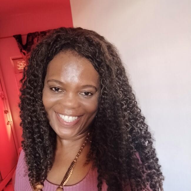 Babysitter in Salvador: Edna