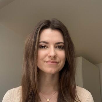 Babysitter in Wien: Elena