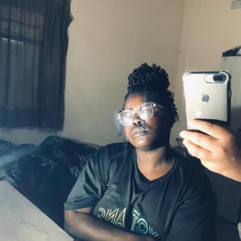 Babysitter in Potchefstroom: Thapelo