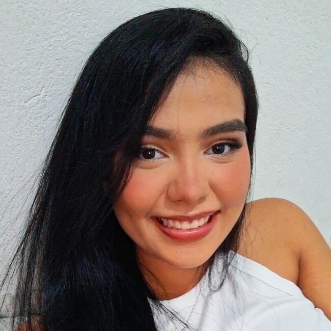 Babysitter in Parnamirim: Poliana