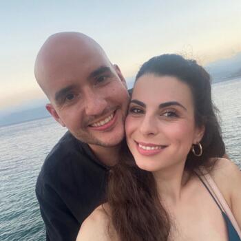 Γονέας Πεύκη: Apostolos