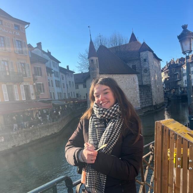 Babysitter in Elbeuf-sur-Andelle: Anaïs